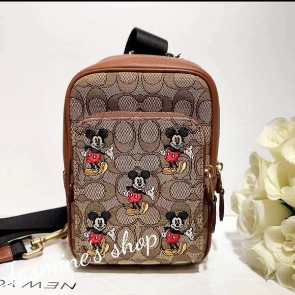 Disney X Coach Track Pack 14 In Signature Jacquard With Mickey Mouse Print cm721 - Picture 1 of 9